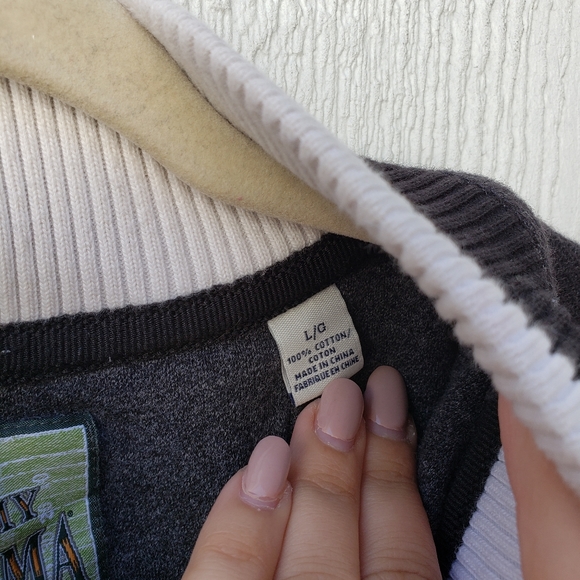 Tommy Bahama Mens Pull Over 3/4th Button Sweater - Picture 4 of 6